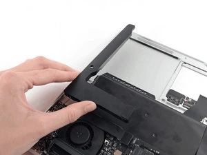 9 Langkah Penyelamatan MacBook Terkena Air Mendadak: Panduan Darurat Anti Mati Total!