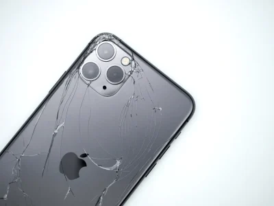 Tips Memilih Jasa Service Backglass iPhone Terpercaya: Hasil Cepat, Hemat Jutaan! (UPDATE 2026)