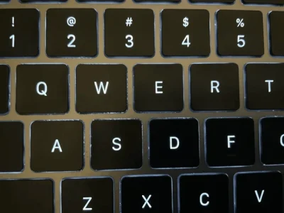 10 Cara Mengatasi Keyboard MacBook Error (100% Berhasil & Hemat)