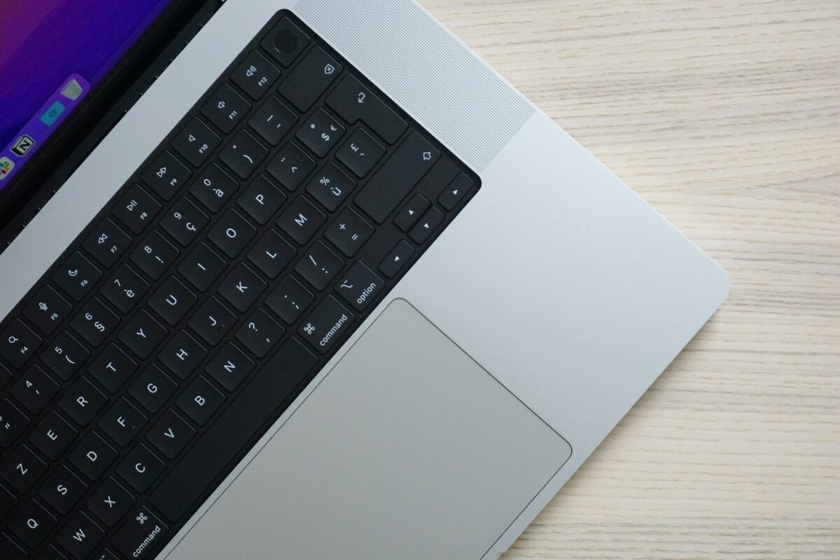 macbook sering panas