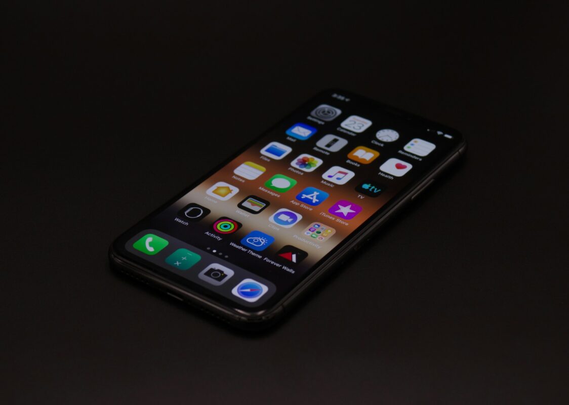 service data iphone aman