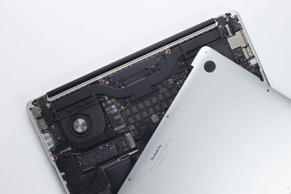 service macbook terdekat