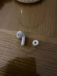 Service AirPods Lebih Murah dari Beli Baru? Ini 7 Fakta dan Perbandingannya!