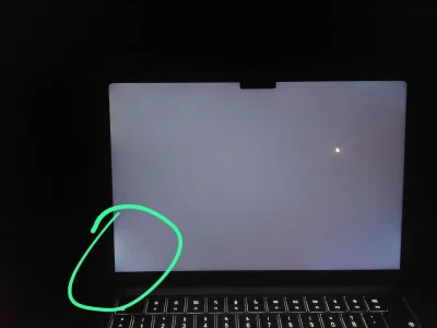 Waspadai Backlight Rusak: Penyebab & Biaya Perbaikan MacBook Kamu