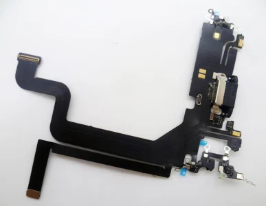 Ciri Fleksibel Charger iPhone Rusak yang Sering Bikin Panik!