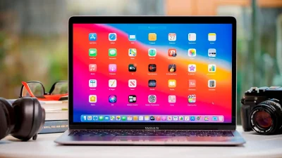 MacBook M1 Worth It 2026? 5 Alasan Mengejutkan Kenapa Anda Harus Cek Sekarang!
