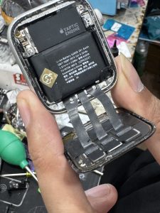 Kerusakan Apple Watch (Baterai, LCD, Touchscreen) yang Bikin Kaget!