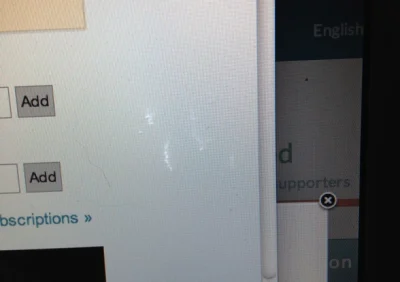 Whitespot di LCD Macbook Kenapa? Cek Solusinya!