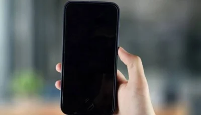 7 Ciri Ciri IC Display iPhone Rusak (Wajib Tahu Sebelum Layar Blank Total!)