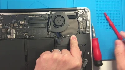 Tanda Fatal Kerusakan Fleksibel IO Macbook A1466 (Solusi Cepat!)