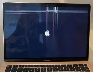 3 Kerusakan LCD MacBook Paling Sering Terjadi & Solusinya
