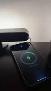 Solusi Kerusakan Wireless Charging iPhone Apakah Bisa Diperbaiki? (Simak Panduan Lengkap 2026)