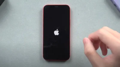 7 Kerusakan yang Sering Terjadi Jika iPhone Sering Restart Sendiri & Solusi Terbaru