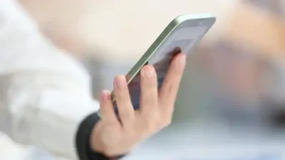 7 Ciri Baterai iPhone Rusak yang Sering Diabaikan & Solusinya 2026